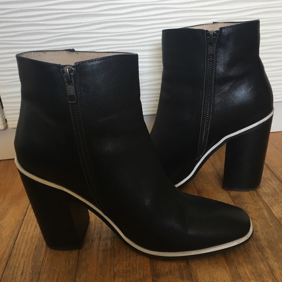 Black Leather Ankle Boot, Sol Sana, New Condition - Picture 5 of 7